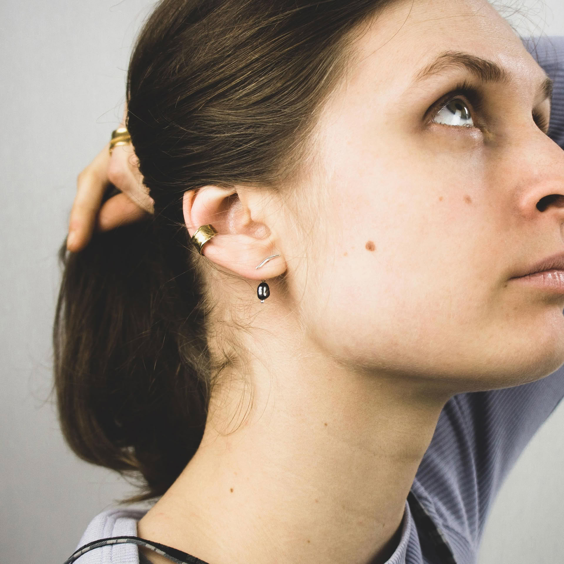 Kagun trio of earrings in mix of silver and gold plated silver, with minimalist shapes and fresh water pearls